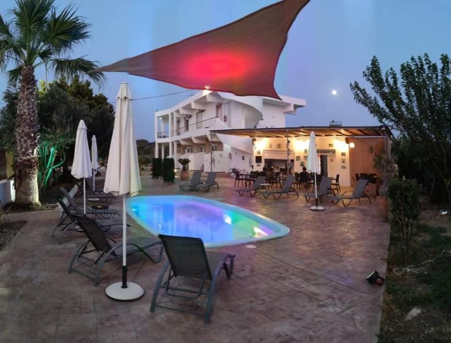 باراديسيون River'S Apartments المظهر الخارجي الصورة