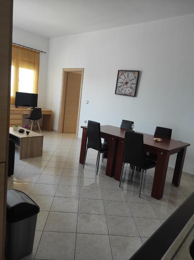 باراديسيون River'S Apartments المظهر الخارجي الصورة