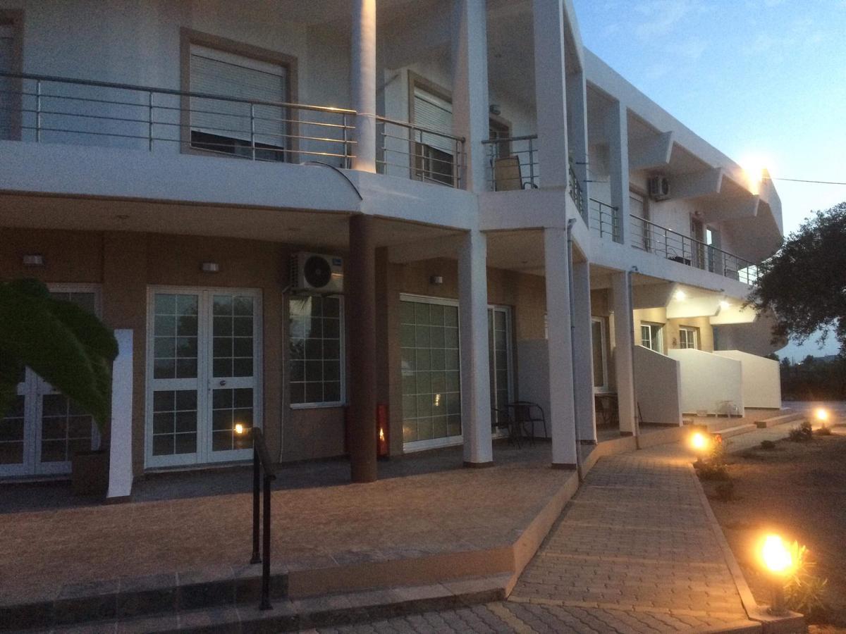 باراديسيون River'S Apartments المظهر الخارجي الصورة