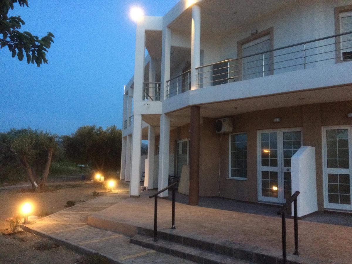 باراديسيون River'S Apartments المظهر الخارجي الصورة